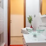 Stanza Comoda E Silenziosa Con Bagno Privato E Area Lavoro E Relax *