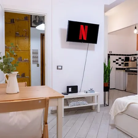 Проживание в семье Stanza Comoda E Silenziosa Con Bagno Privato E Area Lavoro E Relax Рим