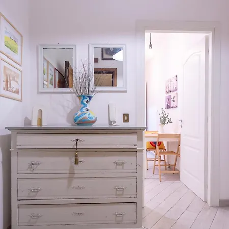 Stanza Comoda E Silenziosa Con Bagno Privato E Area Lavoro E Relax Habitación en casa particular