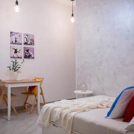 Stanza Comoda E Silenziosa Con Bagno Privato E Area Lavoro E Relax *