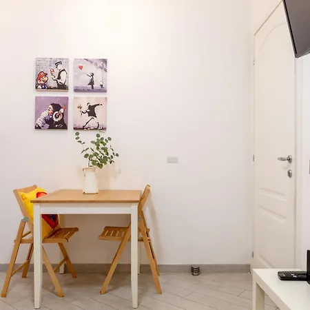 Stanza Comoda E Silenziosa Con Bagno Privato E Area Lavoro E Relax *