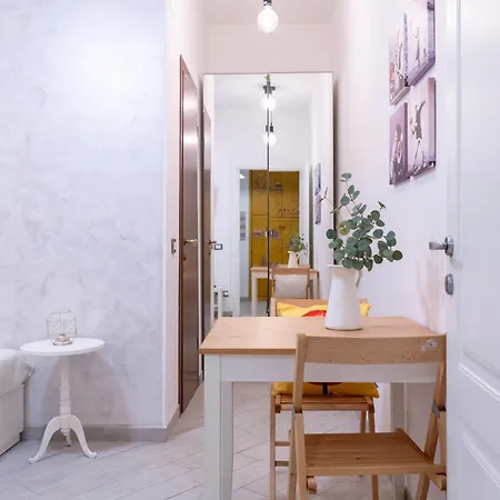 Homestay Stanza Comoda E Silenziosa Con Bagno Privato E Area Lavoro E Relax Rome